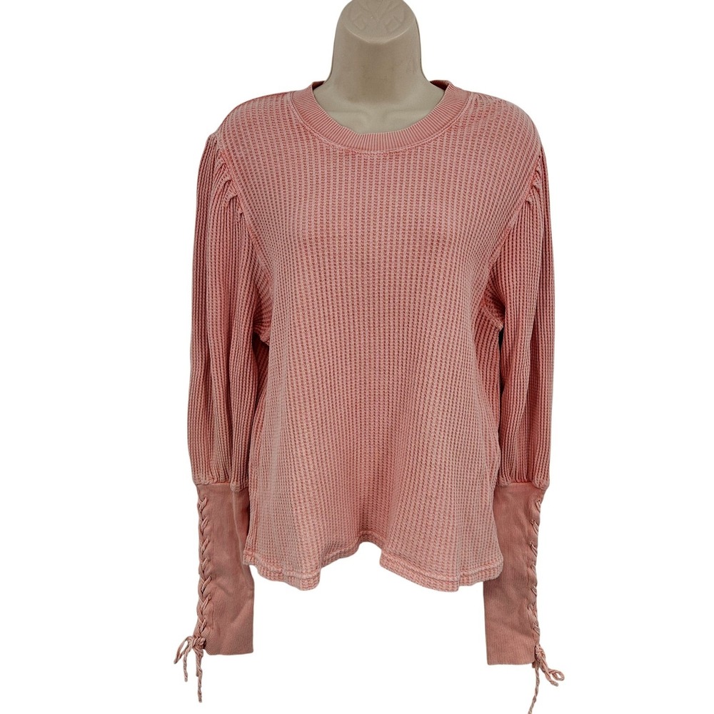 FP One Top Women M‎ Pink Waffle Knit Thermal Long Sleeve Lace Up Cuff Lagenlook
